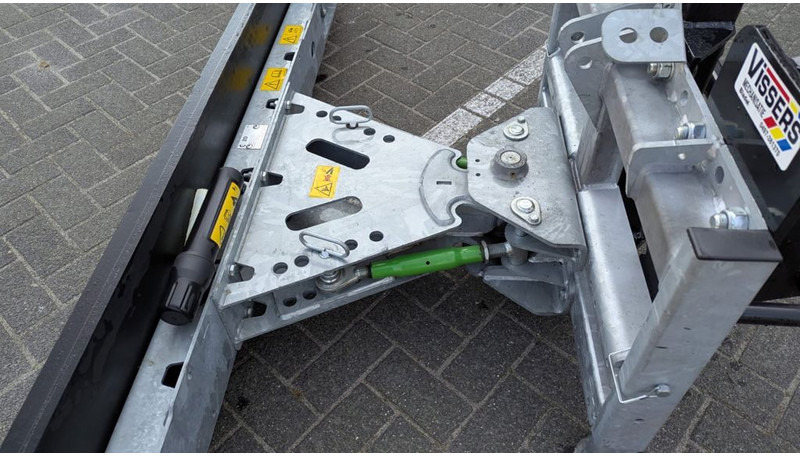 Zocon Rubberschuif 2.80 mtr Giant + 3-punts - معدات الماشية: صورة 4 Zocon Rubberschuif 2.80 mtr Giant + 3-punts - معدات الماشية: صورة 4