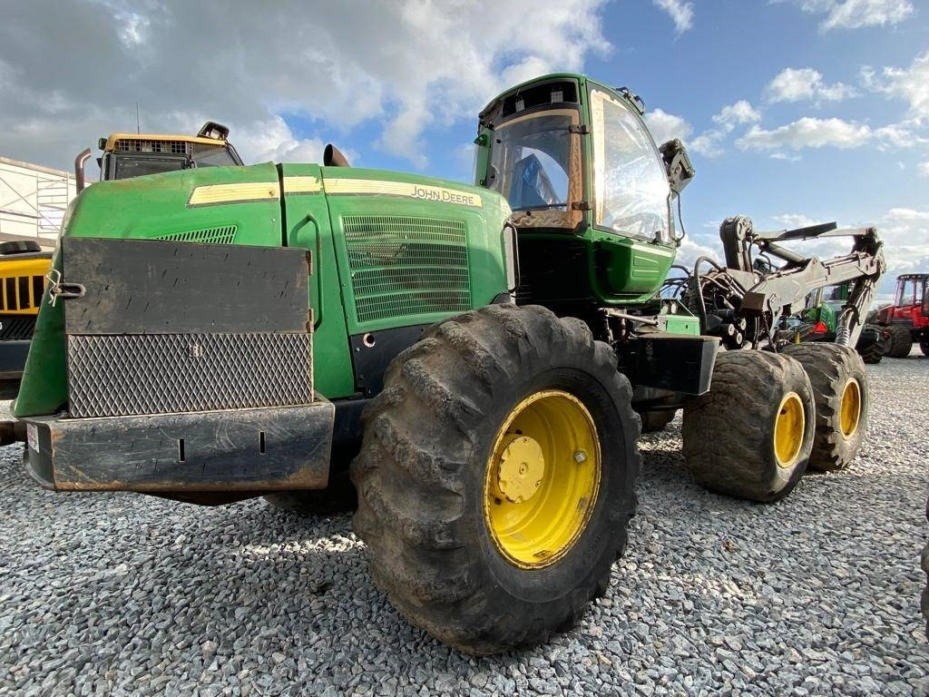 John Deere 1470 E - آلة حصاد الأشجار: صورة 1 John Deere 1470 E - آلة حصاد الأشجار: صورة 1