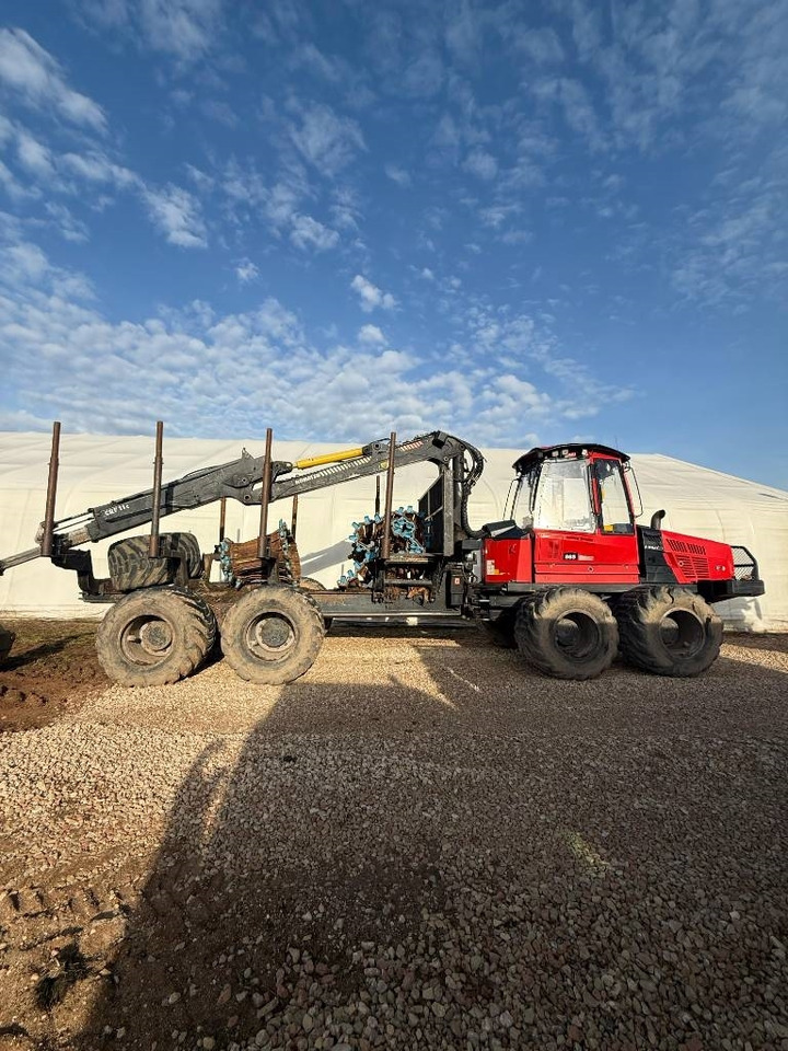 جرار شحن جذوع أشجار الغابات Komatsu 865: صورة 12 جرار شحن جذوع أشجار الغابات Komatsu 865: صورة 12
