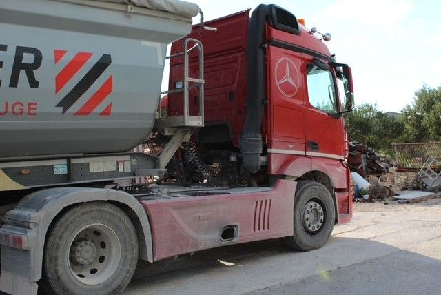 Mercedes-Benz Actros 4 2-Achser BM 963 1848 OM471 4x2 SZM - مقطورة السحب: صورة 3 Mercedes-Benz Actros 4 2-Achser BM 963 1848 OM471 4x2 SZM - مقطورة السحب: صورة 3