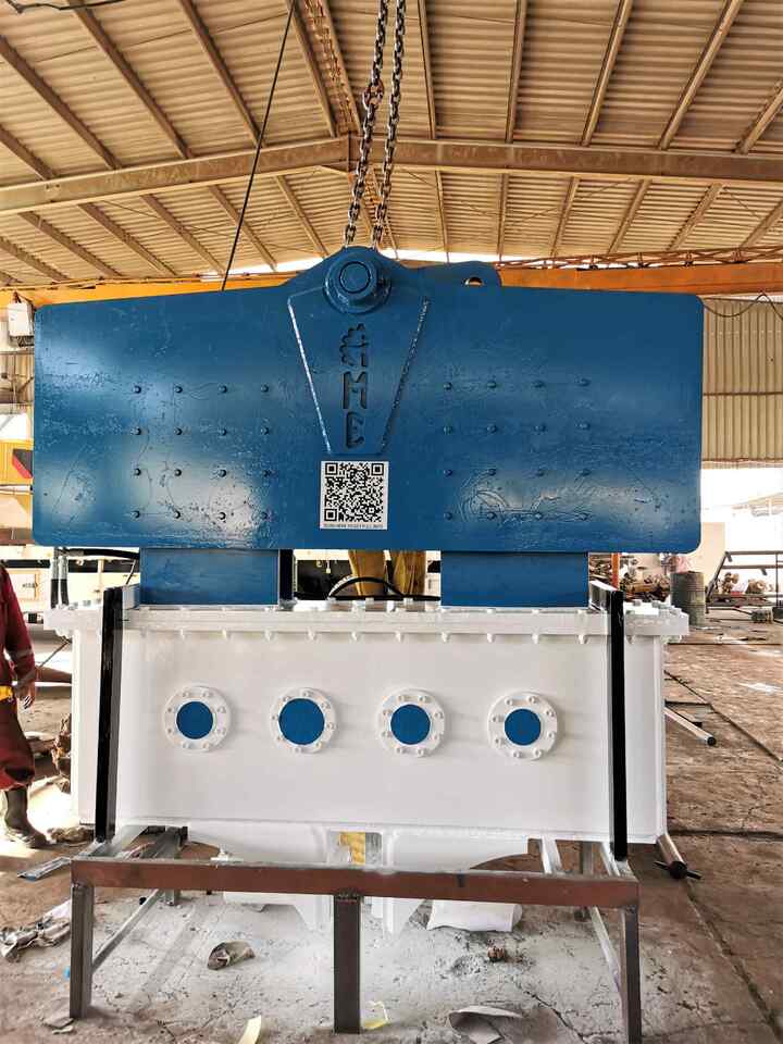 AME Crane Vibratory Pile hammer  - مطرقة هيدروليكية - رافعة: صورة 5 AME Crane Vibratory Pile hammer  - مطرقة هيدروليكية - رافعة: صورة 5