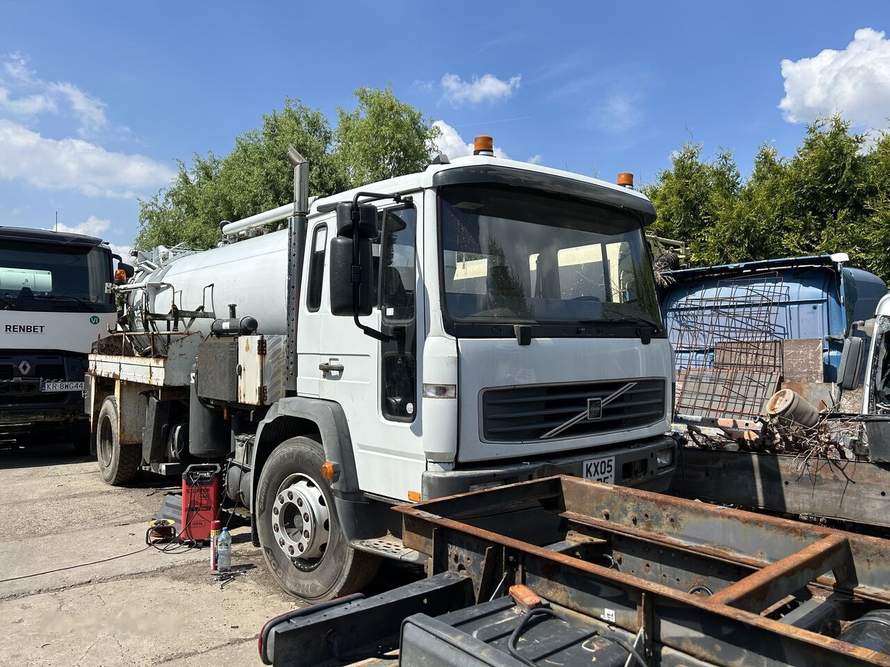 Volvo FL6.18 - فراغ شاحنة: صورة 1 Volvo FL6.18 - فراغ شاحنة: صورة 1