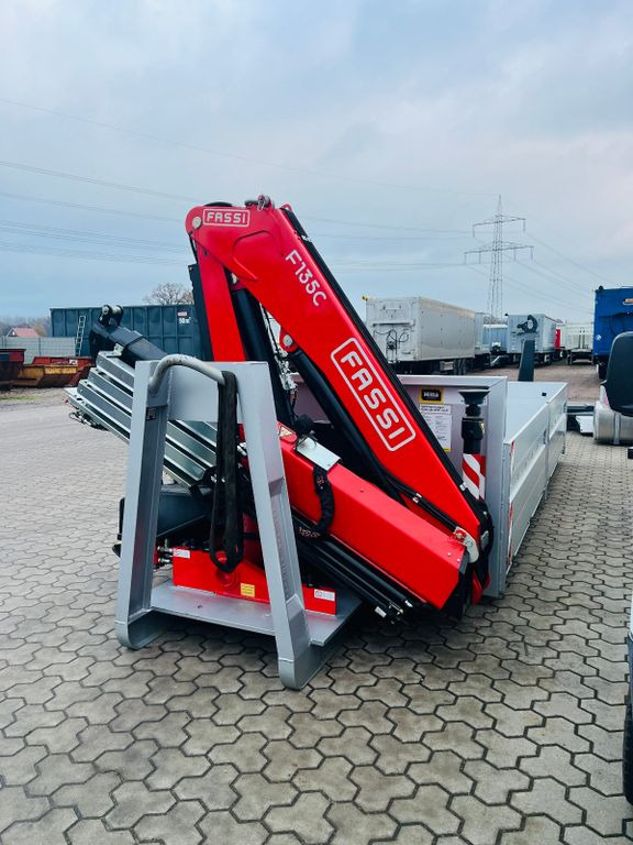Abrollcontainer Container Kran Fassi F135 - ناقل حاوية/ نصف مقطورة بحاوية: صورة 2 Abrollcontainer Container Kran Fassi F135 - ناقل حاوية/ نصف مقطورة بحاوية: صورة 2