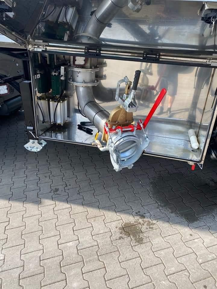 Benalu Optiliner Twin-Liner 68 m³ Kombi fest/flüssig - نصف مقطورة قلابة: صورة 5 Benalu Optiliner Twin-Liner 68 m³ Kombi fest/flüssig - نصف مقطورة قلابة: صورة 5