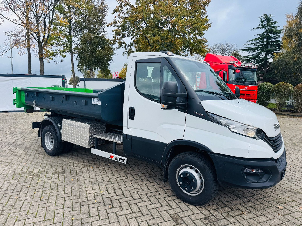 Iveco Daily 70C18H Hyva Abrollkipper - شاحنة برافعة خطافية: صورة 4 Iveco Daily 70C18H Hyva Abrollkipper - شاحنة برافعة خطافية: صورة 4