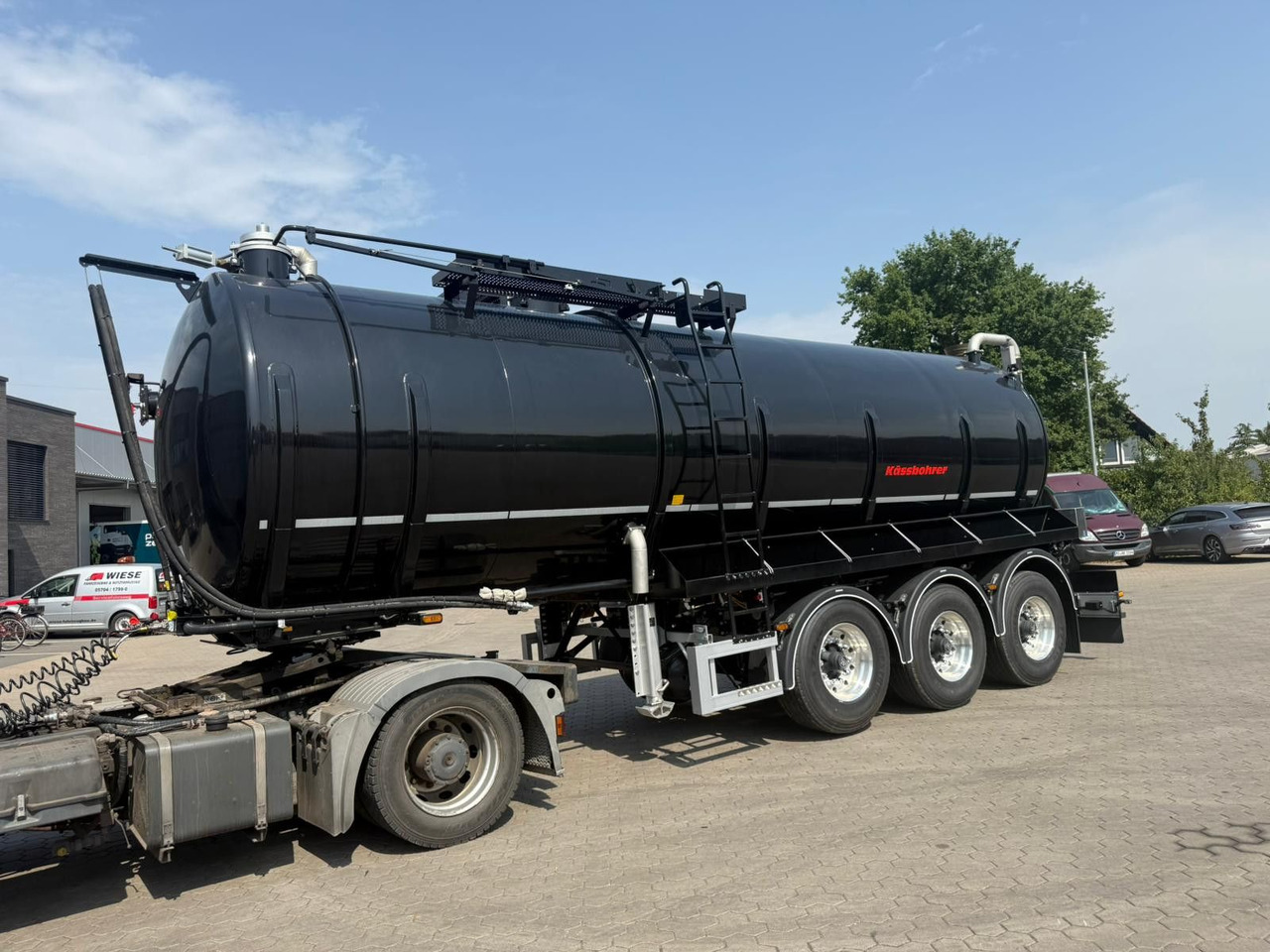 Kässbohrer K.STN L 30 Edelstahl Tanker Gülle Naturabfall - نصف مقطورة صهريج: صورة 4 Kässbohrer K.STN L 30 Edelstahl Tanker Gülle Naturabfall - نصف مقطورة صهريج: صورة 4