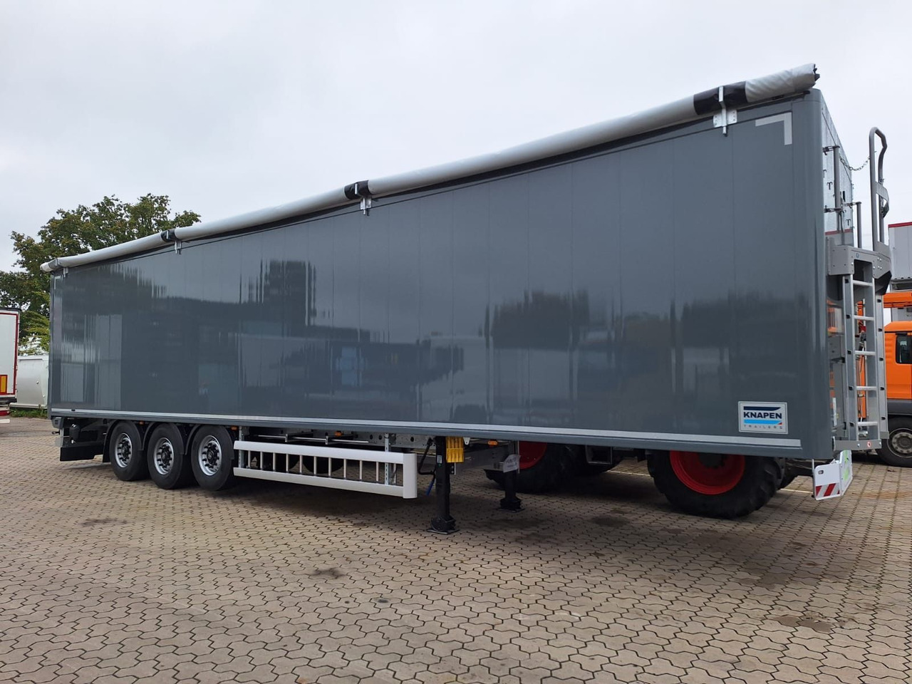 Knapen 92 m³ 10 mm Boden  günstig - نصف مقطورة ذات أرضية سير: صورة 1 Knapen 92 m³ 10 mm Boden  günstig - نصف مقطورة ذات أرضية سير: صورة 1