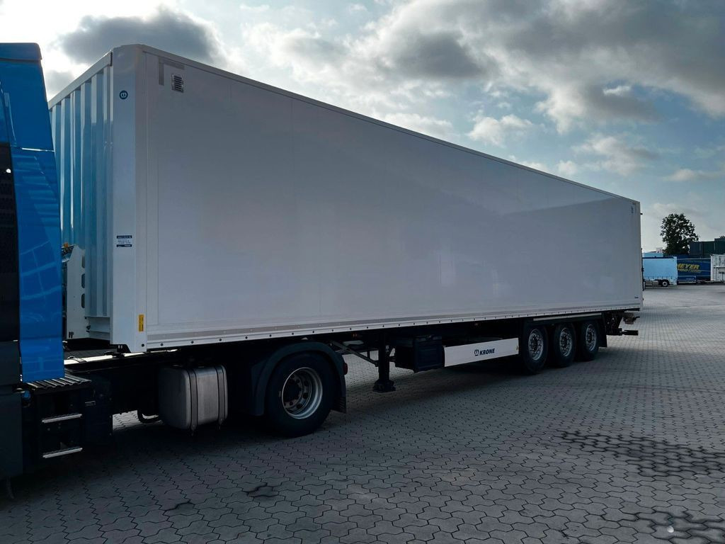 Krone Koffer mit Ladebordwand 2.000 kg Top Klappe - نصف مقطورة بصندوق مغلق: صورة 2 Krone Koffer mit Ladebordwand 2.000 kg Top Klappe - نصف مقطورة بصندوق مغلق: صورة 2