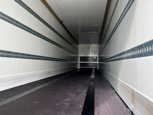 Krone SZK 18 Koffer Event Mega-Koffer 2.900 mm Höhe - نصف مقطورة بصندوق مغلق: صورة 3 Krone SZK 18 Koffer Event Mega-Koffer 2.900 mm Höhe - نصف مقطورة بصندوق مغلق: صورة 3