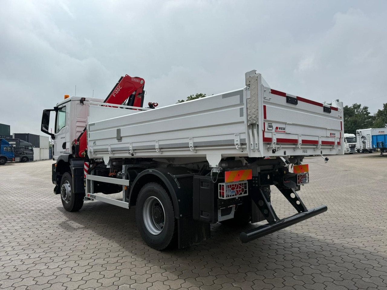 MAN 18.320 4x4 mit Fassi Ladekran Sofort Verfügbar - شاحنة كرين: صورة 3 MAN 18.320 4x4 mit Fassi Ladekran Sofort Verfügbar - شاحنة كرين: صورة 3