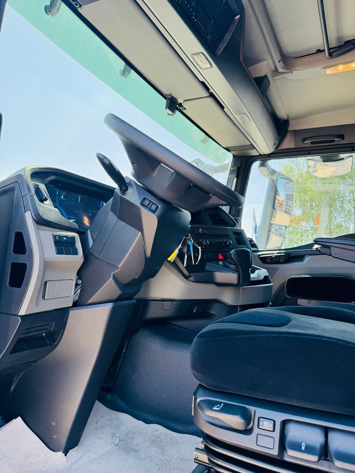 MAN TGS 32.510 mit F710 Frontkran sofort - شاحنات مسطحة, شاحنة كرين: صورة 4 MAN TGS 32.510 mit F710 Frontkran sofort - شاحنات مسطحة, شاحنة كرين: صورة 4