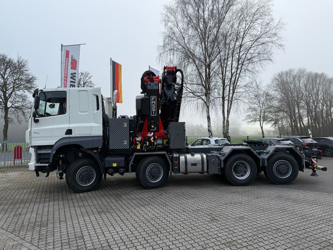 Tatra 41.500 8x8 Phoenix Fassi F710 Kran - شاحنات مسطحة, شاحنة كرين: صورة 2 Tatra 41.500 8x8 Phoenix Fassi F710 Kran - شاحنات مسطحة, شاحنة كرين: صورة 2