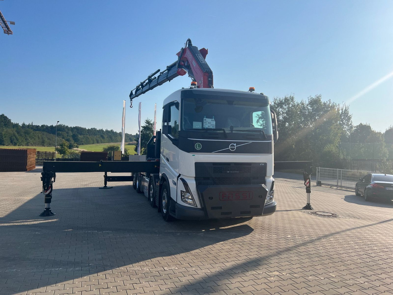 Volvo FH 500 8x2 Kran F710 RA2.26 - شاحنة, شاحنة كرين: صورة 2 Volvo FH 500 8x2 Kran F710 RA2.26 - شاحنة, شاحنة كرين: صورة 2
