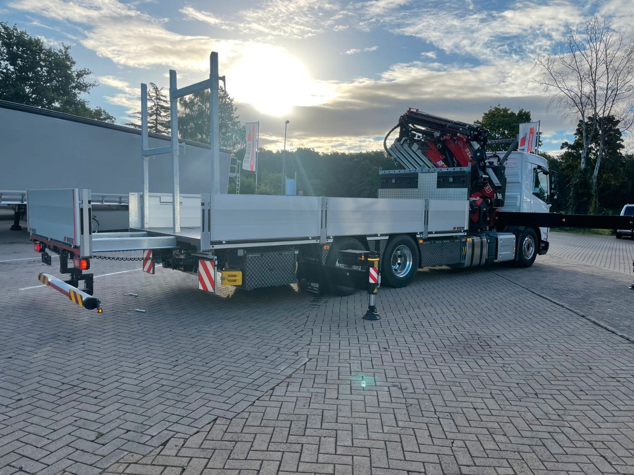 Volvo FMX 500 FASSI Ladekran F545 JIB & Winde Sofort - شاحنات مسطحة, شاحنة كرين: صورة 5 Volvo FMX 500 FASSI Ladekran F545 JIB & Winde Sofort - شاحنات مسطحة, شاحنة كرين: صورة 5