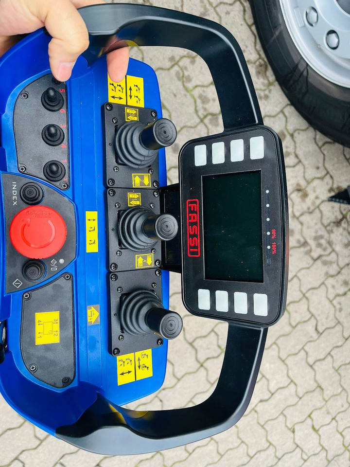 Volvo FMX 540 6x2 mit F545RA.2.28 - شاحنة كرين: صورة 5 Volvo FMX 540 6x2 mit F545RA.2.28 - شاحنة كرين: صورة 5