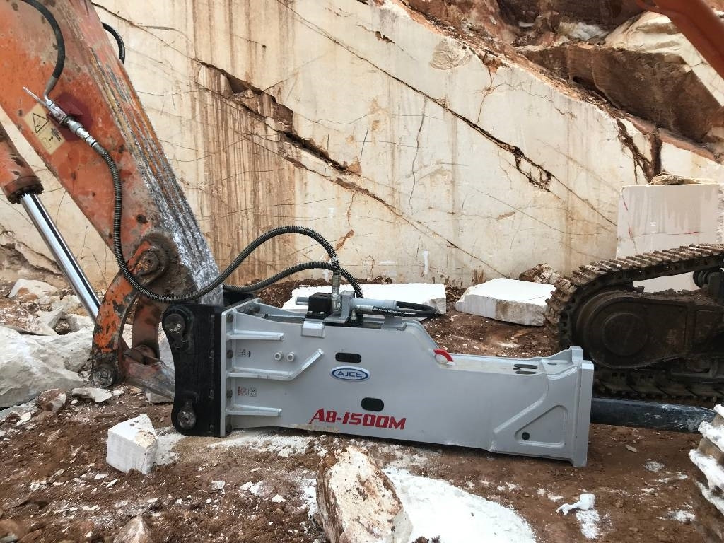 AJCE AB1500M 4400kg HAMMER/ ROCKBREAKER - مطرقة هيدروليكية - آلات الإنشاء: صورة 2 AJCE AB1500M 4400kg HAMMER/ ROCKBREAKER - مطرقة هيدروليكية - آلات الإنشاء: صورة 2