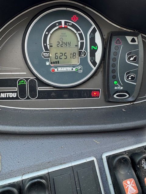 Manitou MLT 625 - آلة رفع ونقل تلسكوبية: صورة 5 Manitou MLT 625 - آلة رفع ونقل تلسكوبية: صورة 5