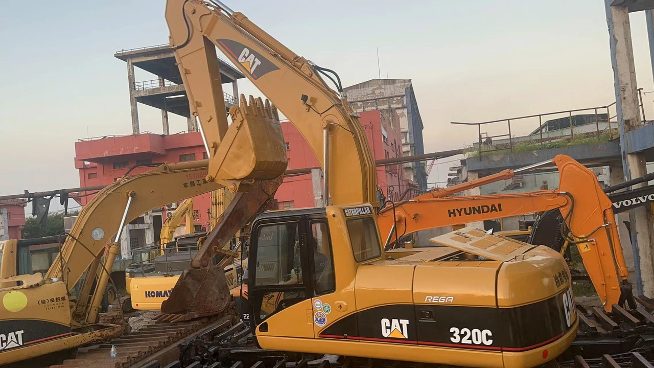 CATERPILLAR 320C - حفار برمائي: صورة 4 CATERPILLAR 320C - حفار برمائي: صورة 4