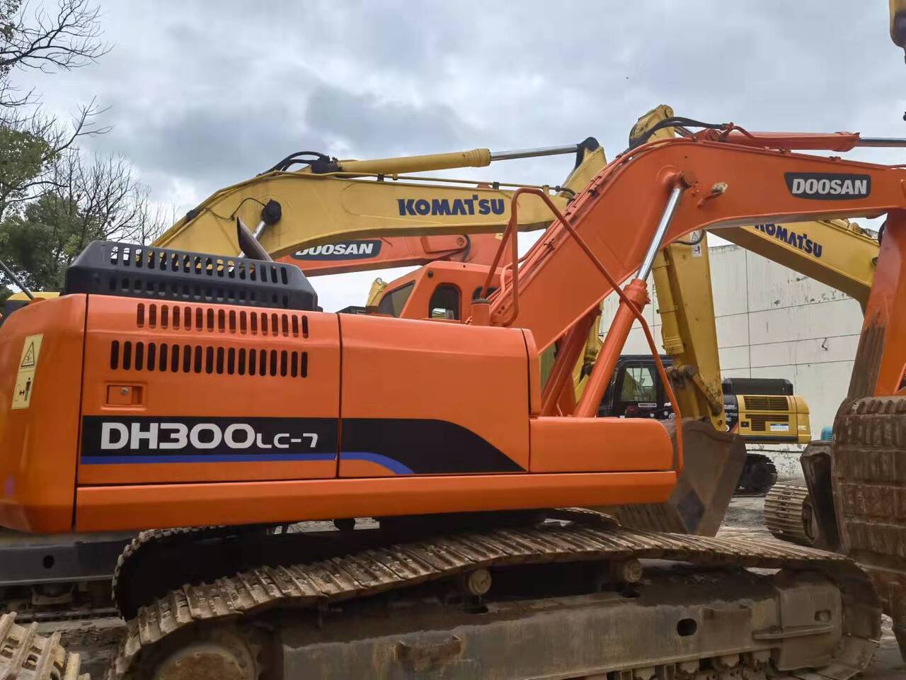 DOOSAN DH300 - حفار زاحف: صورة 2 DOOSAN DH300 - حفار زاحف: صورة 2