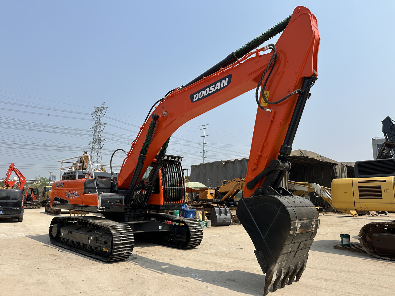 DOOSAN DX340LCA - حفار زاحف: صورة 4 DOOSAN DX340LCA - حفار زاحف: صورة 4