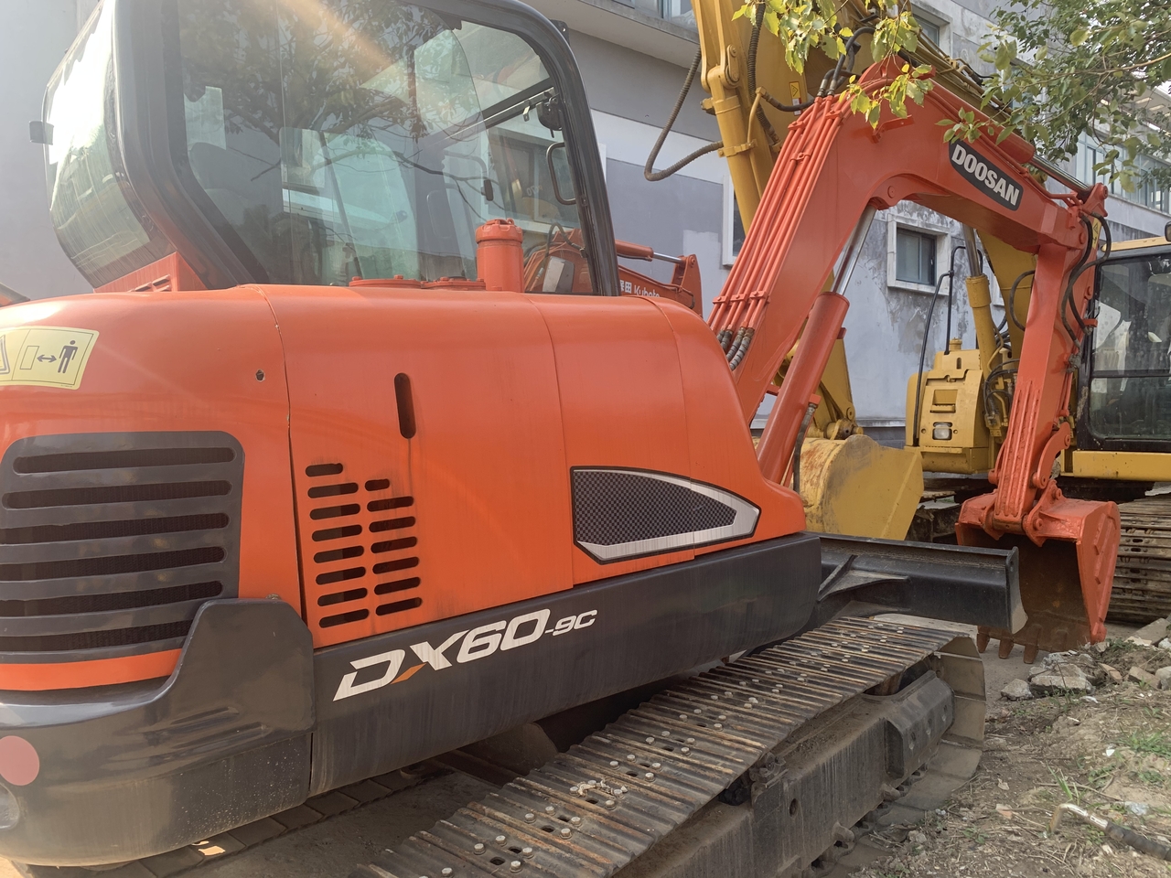 DOOSAN DX60-9 - حفار صغير: صورة 3 DOOSAN DX60-9 - حفار صغير: صورة 3