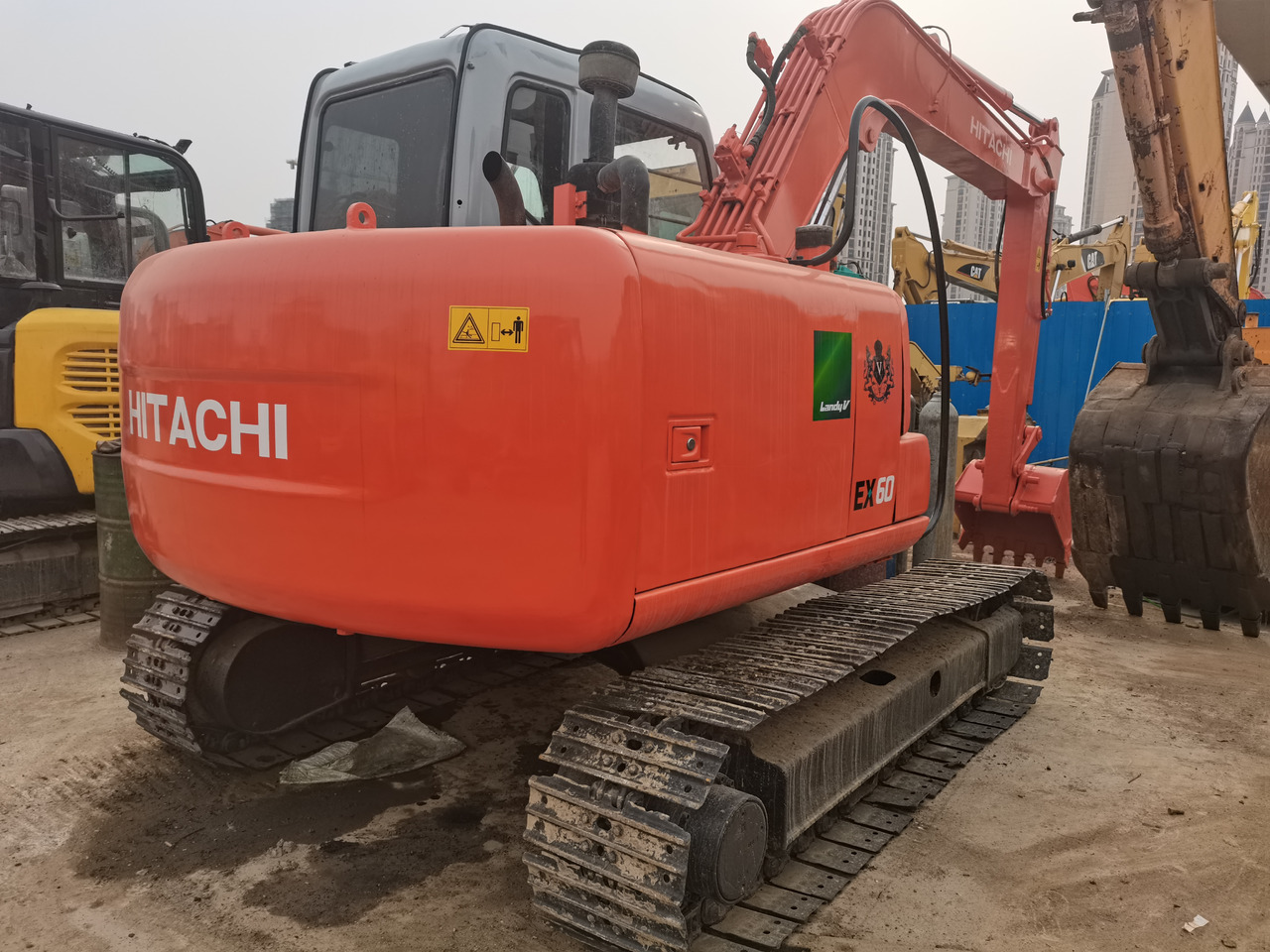 HITACHI EX60 - حفار زاحف: صورة 2 HITACHI EX60 - حفار زاحف: صورة 2