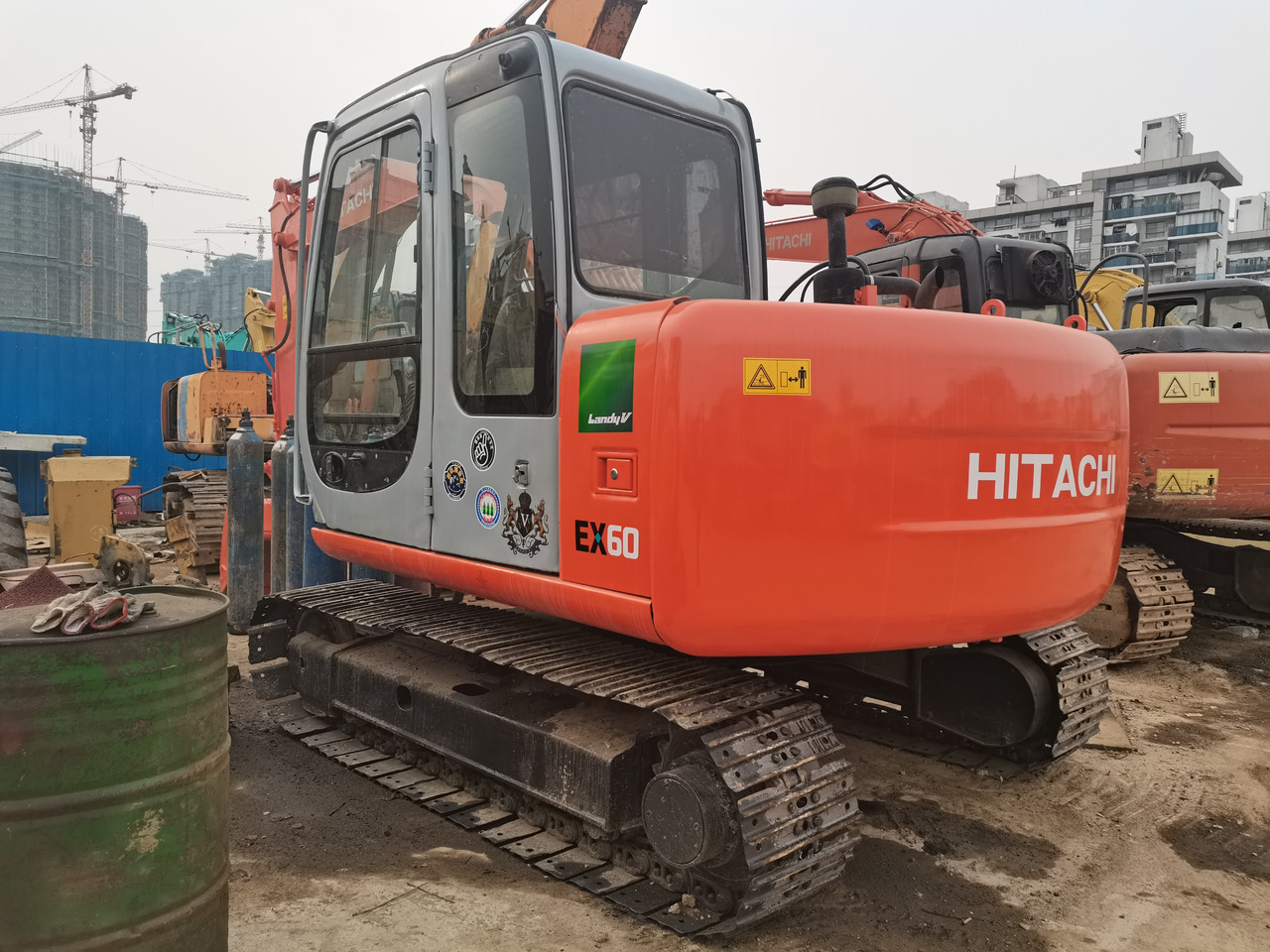 HITACHI EX60 - حفار زاحف: صورة 1 HITACHI EX60 - حفار زاحف: صورة 1