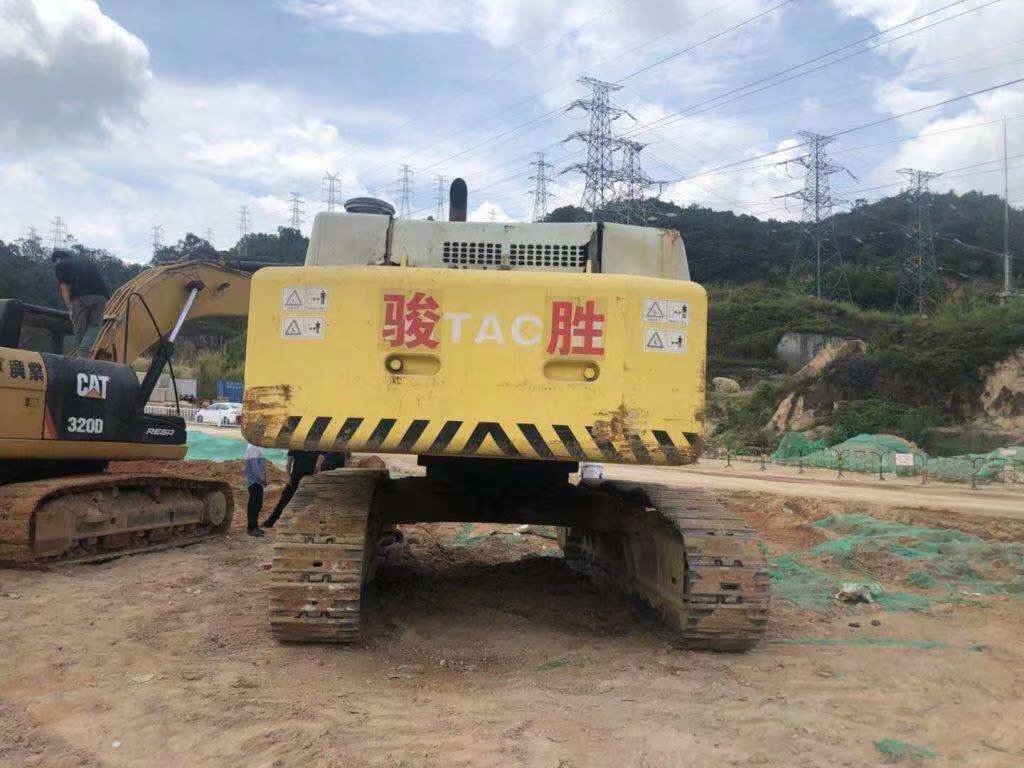 HITACHI ZX490 - حفار زاحف: صورة 3 HITACHI ZX490 - حفار زاحف: صورة 3