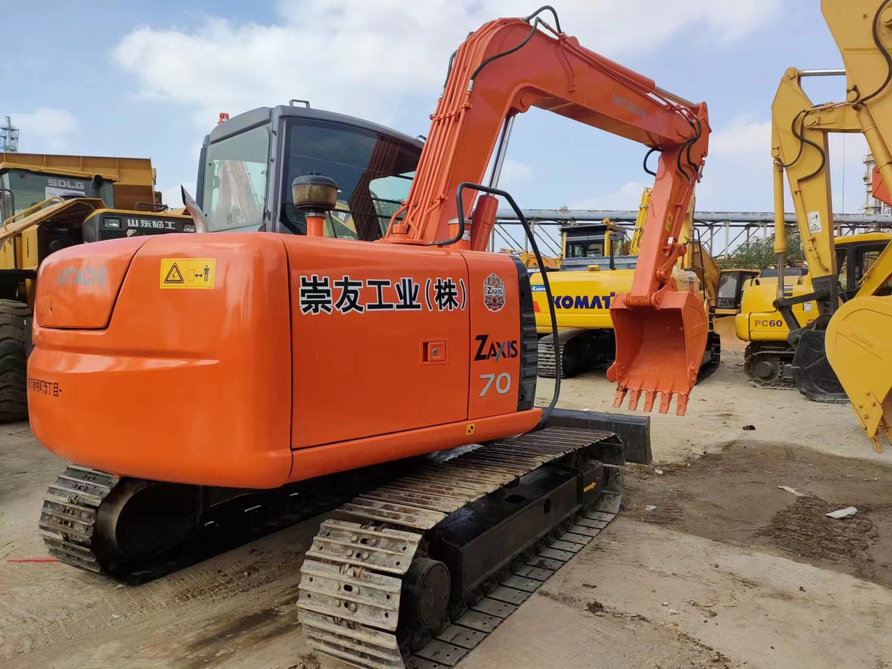 HITACHI ZX70 - حفار زاحف: صورة 2 HITACHI ZX70 - حفار زاحف: صورة 2