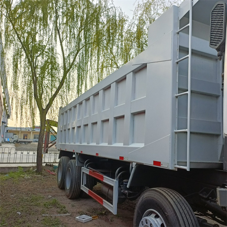 شاحنة قلاب HOWO HOWO371-tipper: صورة 9