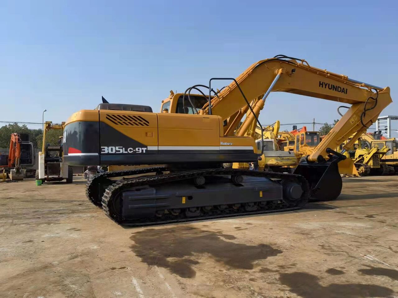 HYUNDAI R305LC-9T - حفار زاحف: صورة 2 HYUNDAI R305LC-9T - حفار زاحف: صورة 2