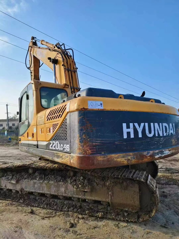 Hyundai R220LC-9S - حفار زاحف: صورة 1 Hyundai R220LC-9S - حفار زاحف: صورة 1