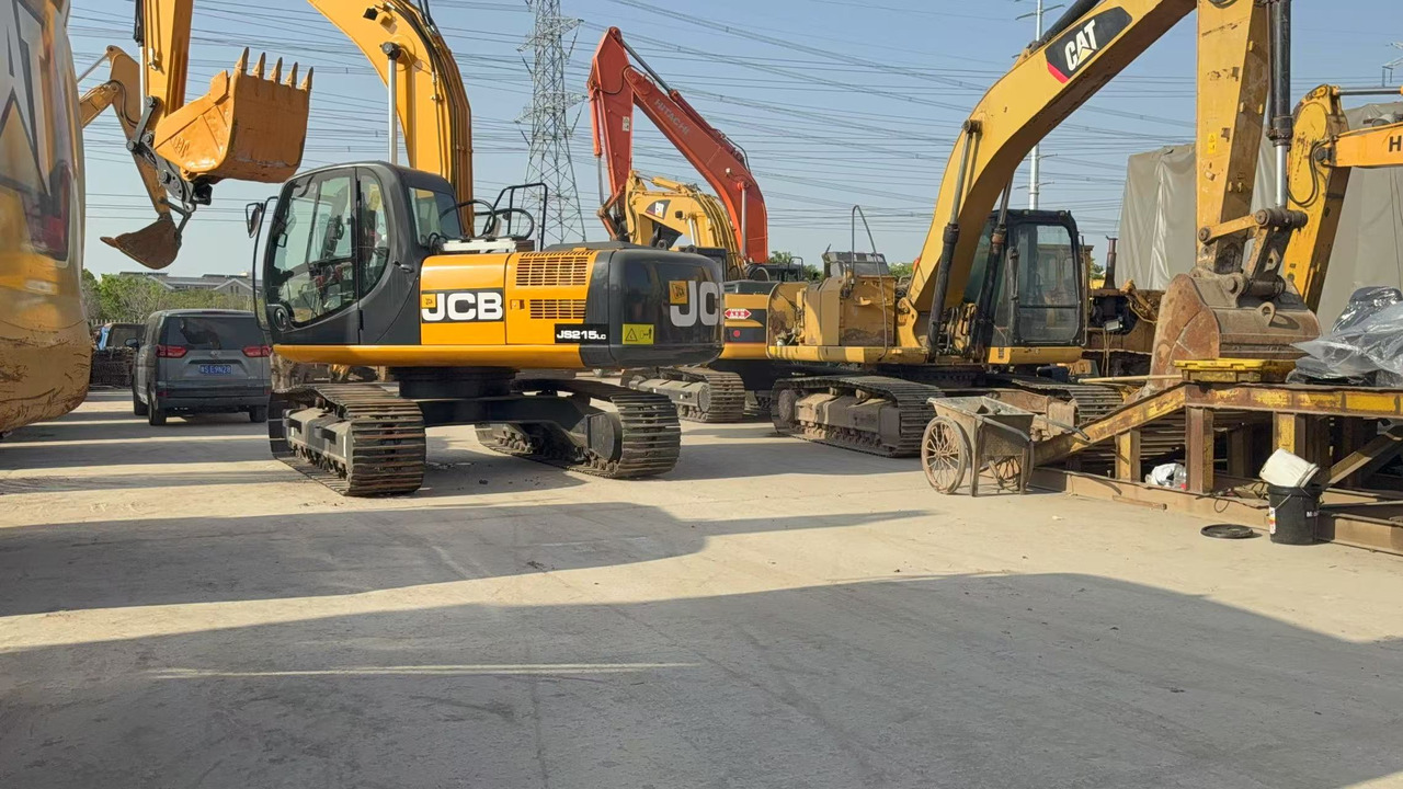 JCB JS215LC - حفار زاحف: صورة 3 JCB JS215LC - حفار زاحف: صورة 3