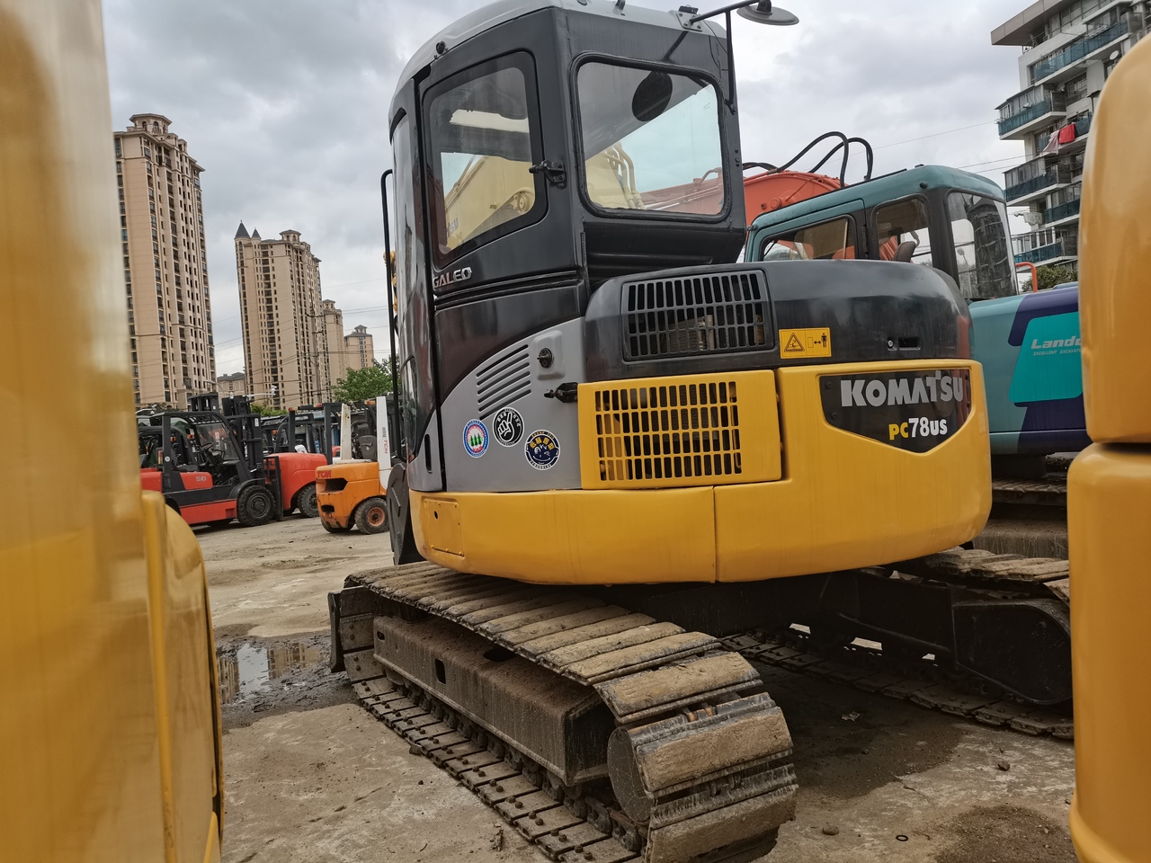 KOMATSU Komatsu-78US-Mini excavator - حفار صغير: صورة 2 KOMATSU Komatsu-78US-Mini excavator - حفار صغير: صورة 2