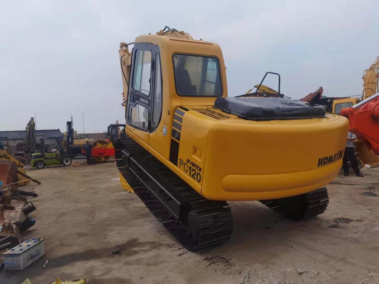 KOMATSU PC120-6 - حفار زاحف: صورة 4 KOMATSU PC120-6 - حفار زاحف: صورة 4