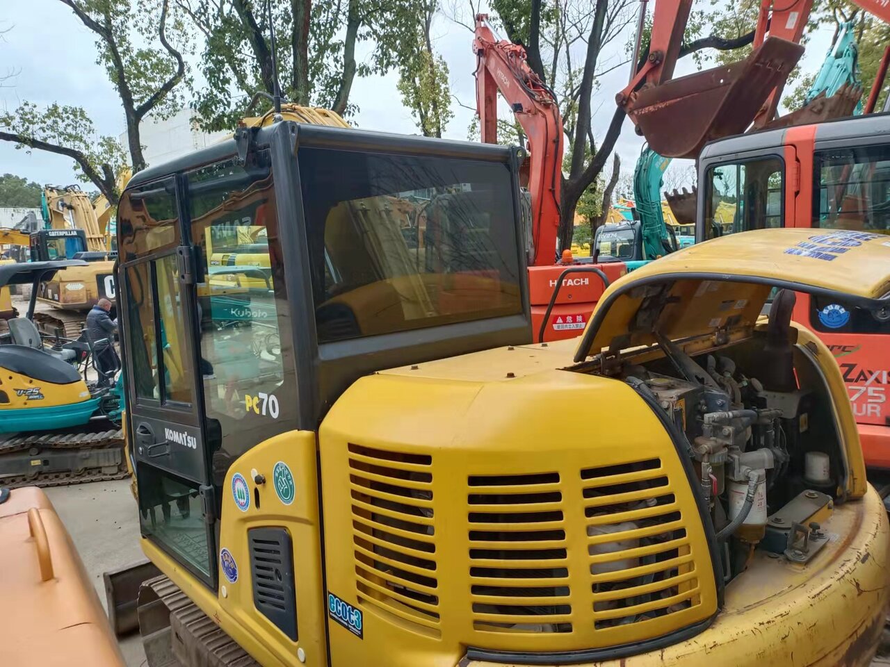 KOMATSU PC70-mini excavator - حفار صغير: صورة 3 KOMATSU PC70-mini excavator - حفار صغير: صورة 3