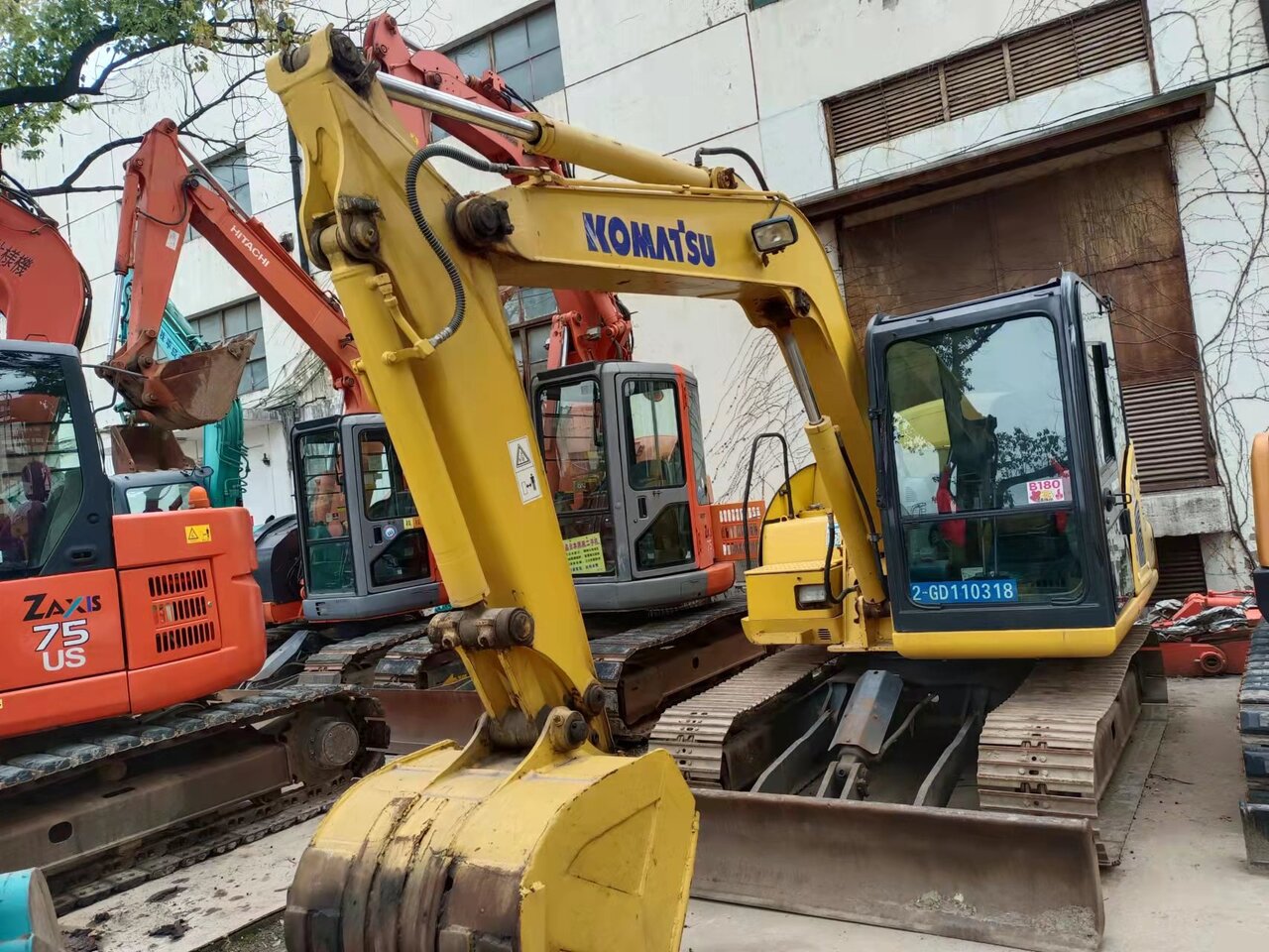 KOMATSU PC70-mini excavator - حفار صغير: صورة 4 KOMATSU PC70-mini excavator - حفار صغير: صورة 4
