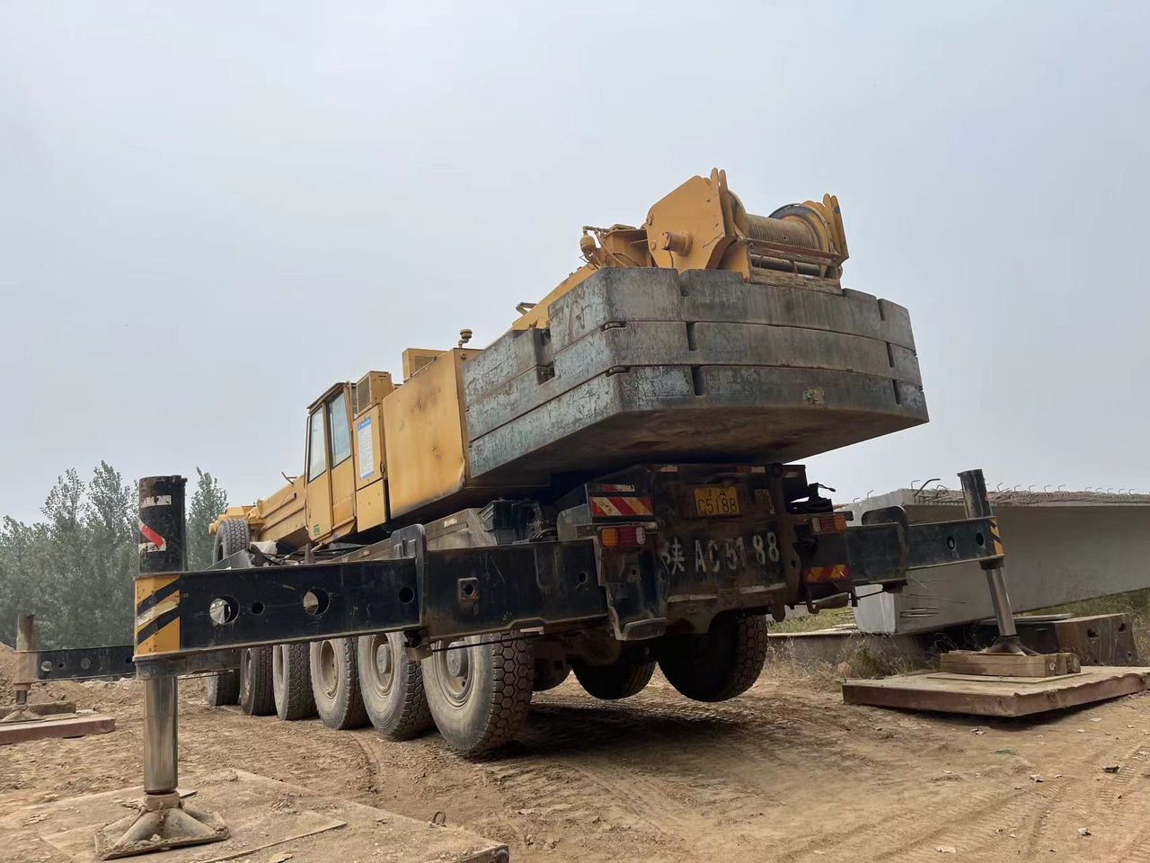 LIEBHERR LTM1170N - رافعة: صورة 1 LIEBHERR LTM1170N - رافعة: صورة 1