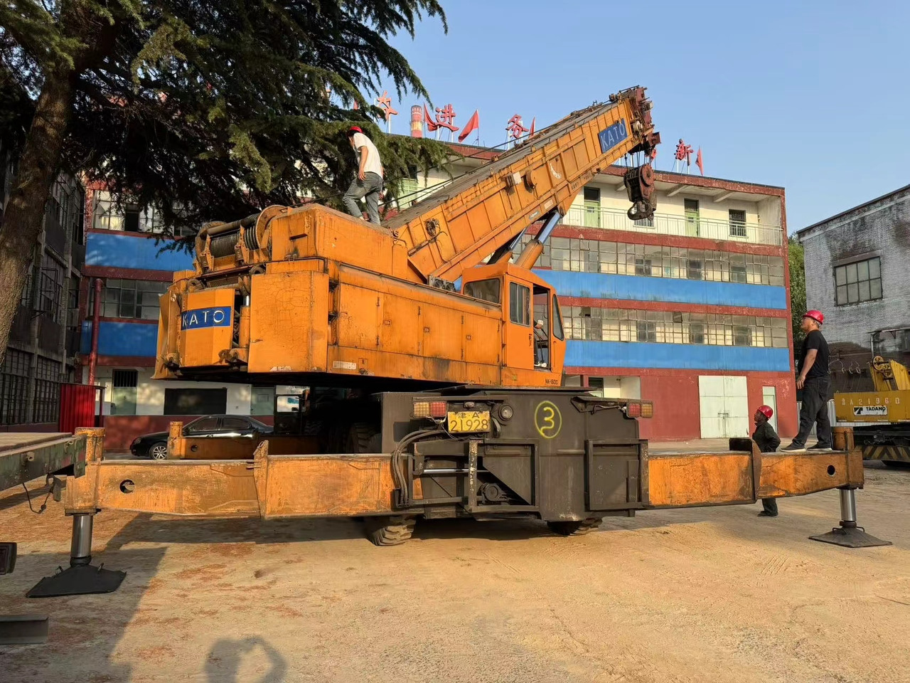 LIEBHERR  - موبايل كرين: صورة 3 LIEBHERR  - موبايل كرين: صورة 3