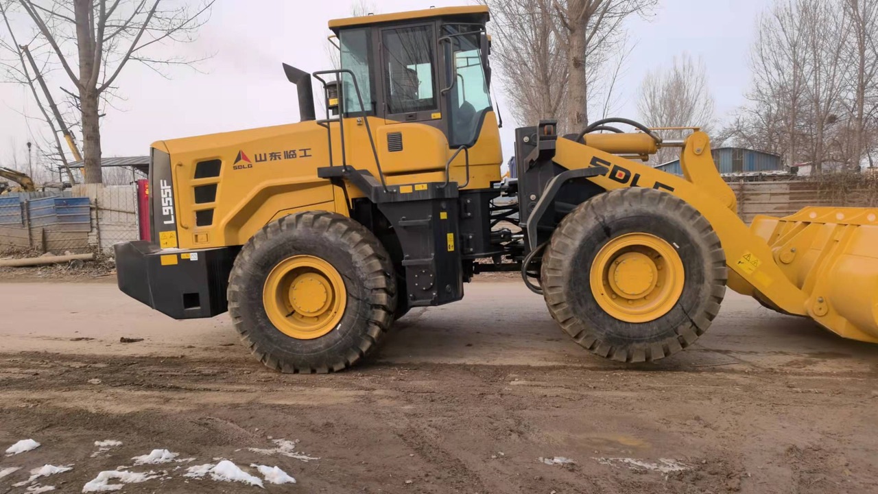 SDLG LG955F - اللودر بعجل: صورة 3 SDLG LG955F - اللودر بعجل: صورة 3