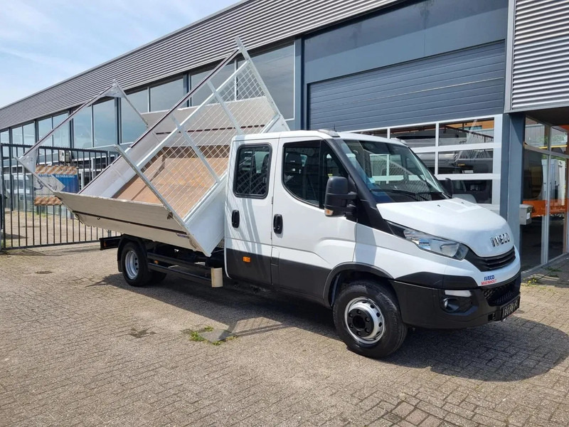 Iveco Daily 70C18/ Dreiseitenkipper/ Airco/ 7 Pers. - شاحنة قلاب: صورة 2 Iveco Daily 70C18/ Dreiseitenkipper/ Airco/ 7 Pers. - شاحنة قلاب: صورة 2