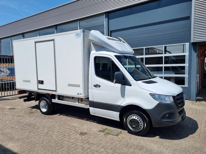 Mercedes-Benz Sprinter 519 CDI 3.0 V6 KUHLKOFFER ATP TK V300MAX ST230V +20C / -20C - شاحنة توصيل مبردة: صورة 1 Mercedes-Benz Sprinter 519 CDI 3.0 V6 KUHLKOFFER ATP TK V300MAX ST230V +20C / -20C - شاحنة توصيل مبردة: صورة 1