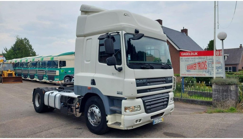 DAF CF 85.410 - مقطورة السحب: صورة 2 DAF CF 85.410 - مقطورة السحب: صورة 2