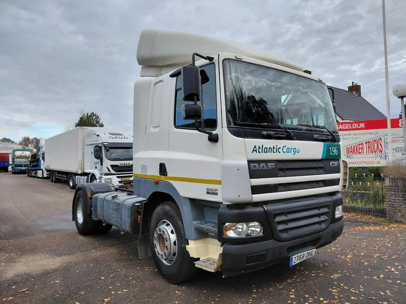 DAF CF 85.430 MANUAL ZF GEARBOX 4x2 Truckhead !! EURO 3 Engine !! - رأس تريلا: صورة 2 DAF CF 85.430 MANUAL ZF GEARBOX 4x2 Truckhead !! EURO 3 Engine !! - رأس تريلا: صورة 2