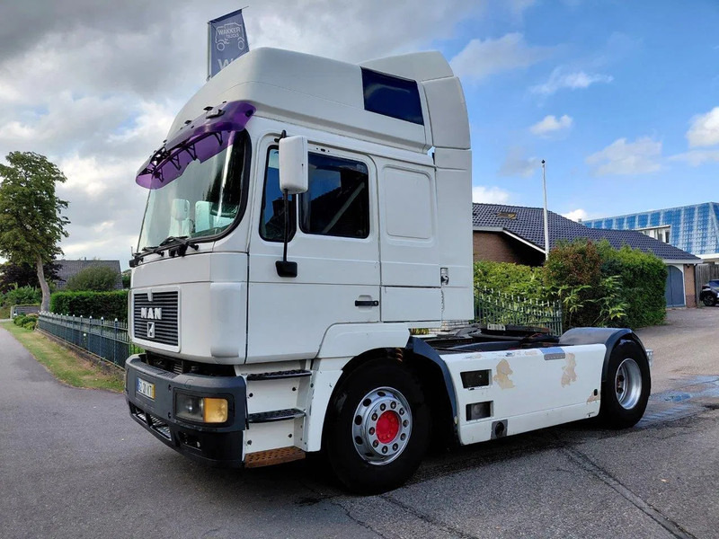 MAN 19.463 F2000 460 HP MANUAL ZF GEARBOX PERFECT CONDITION - رأس تريلا: صورة 1 MAN 19.463 F2000 460 HP MANUAL ZF GEARBOX PERFECT CONDITION - رأس تريلا: صورة 1