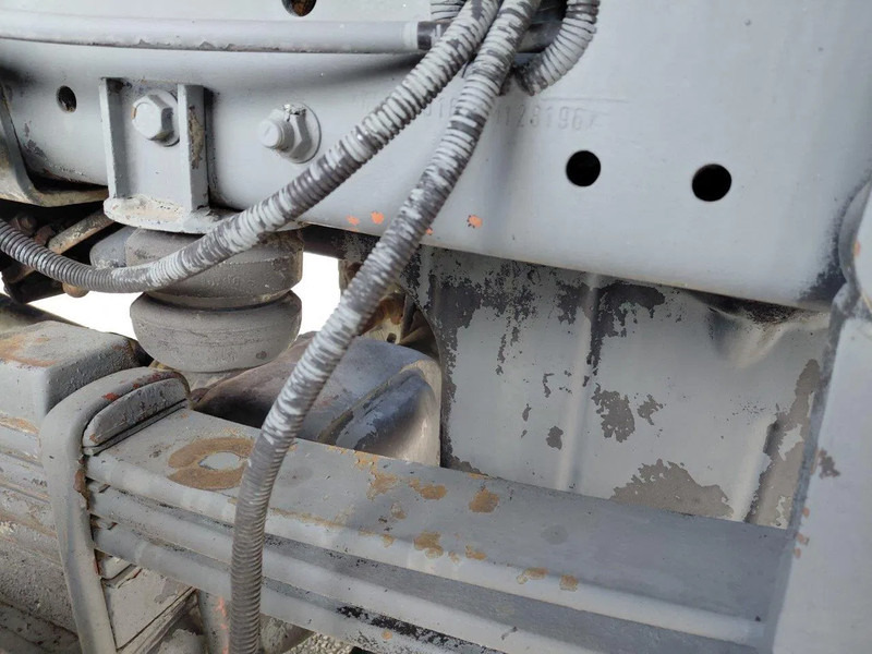 شاحنات مسطحة MAN 26.362 6x6 Steel Suspension: صورة 12 شاحنات مسطحة MAN 26.362 6x6 Steel Suspension: صورة 12