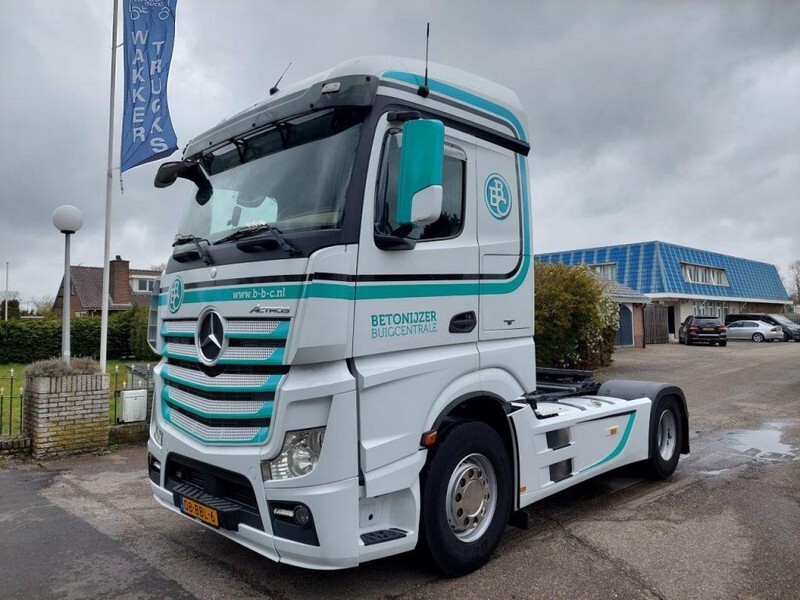 Mercedes-Benz Actros 1842 - مقطورة السحب: صورة 1 Mercedes-Benz Actros 1842 - مقطورة السحب: صورة 1