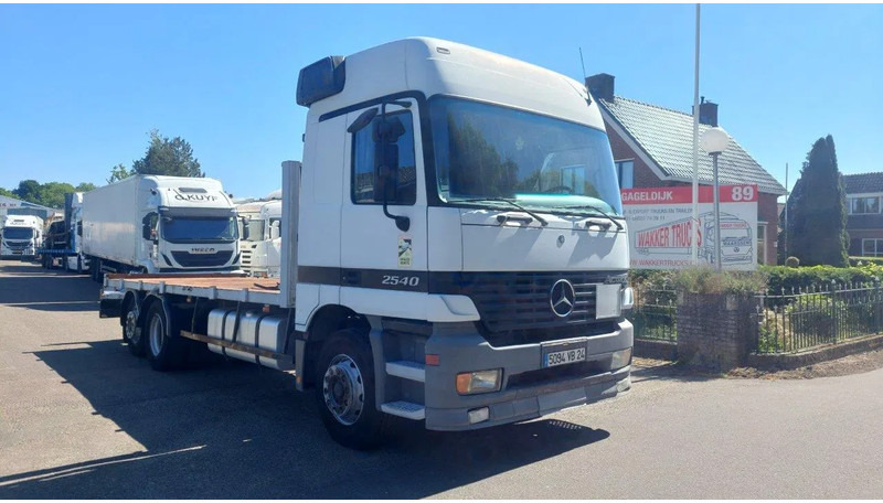 Mercedes-Benz Actros 2540 6x2 3 Pedels Plato - شاحنات مسطحة: صورة 2 Mercedes-Benz Actros 2540 6x2 3 Pedels Plato - شاحنات مسطحة: صورة 2