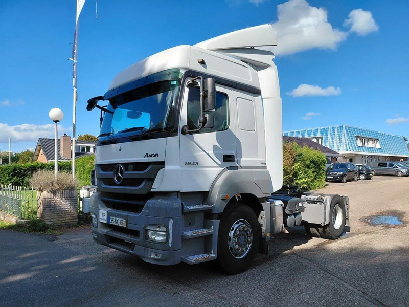Mercedes-Benz Axor 1843 4x2 Retarder 2 Pieces - مقطورة السحب: صورة 1 Mercedes-Benz Axor 1843 4x2 Retarder 2 Pieces - مقطورة السحب: صورة 1