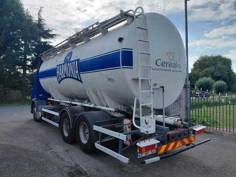Renault Premium 300 6x2 Silo !!! MECHANIC INJECTORS AND FUEL PUMP !!! - شاحنة صهريج: صورة 3 Renault Premium 300 6x2 Silo !!! MECHANIC INJECTORS AND FUEL PUMP !!! - شاحنة صهريج: صورة 3